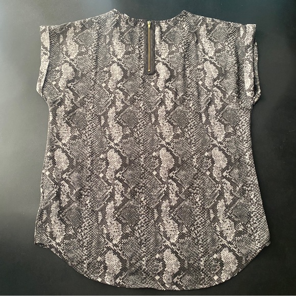 Snake Print Top - Picture 3 of 3